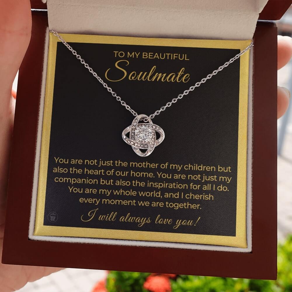 gift ideas for fiancee